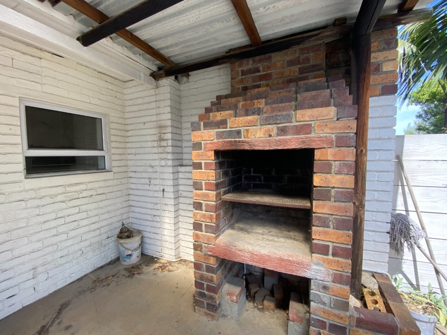 2 Bedroom Property for Sale in Table View Western Cape